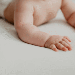 Bebê de 1 ano e 9 meses morre após ser atingido por linha com cerol em Belo Horizonte 